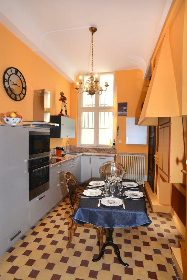 Benigne Malyon Apartment Dijon Exterior photo